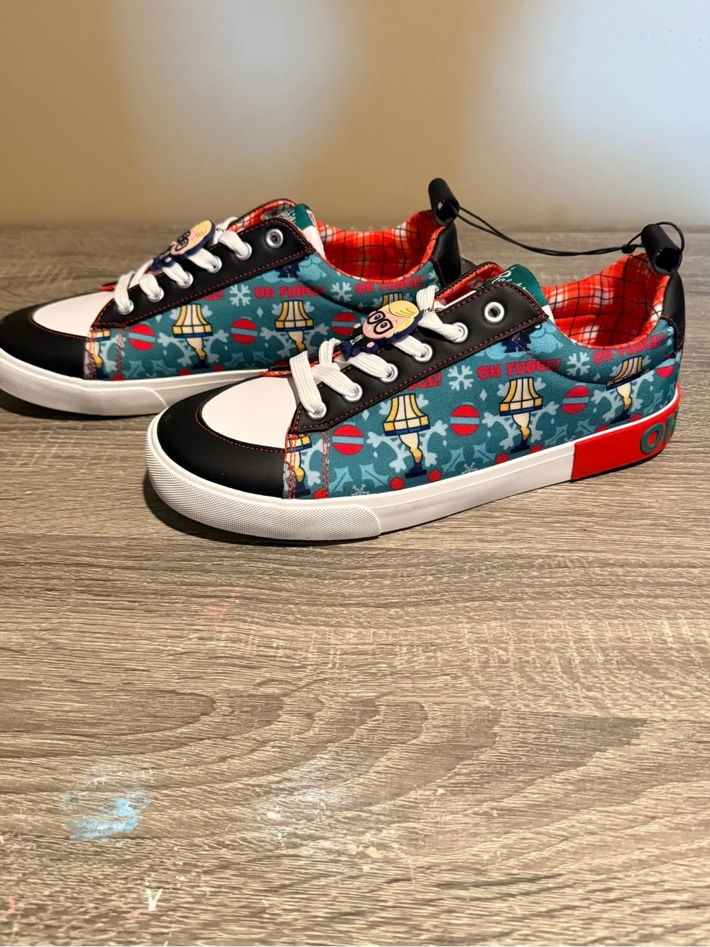 Men’s A Christmas Story Low Top Sneakers size 10.5